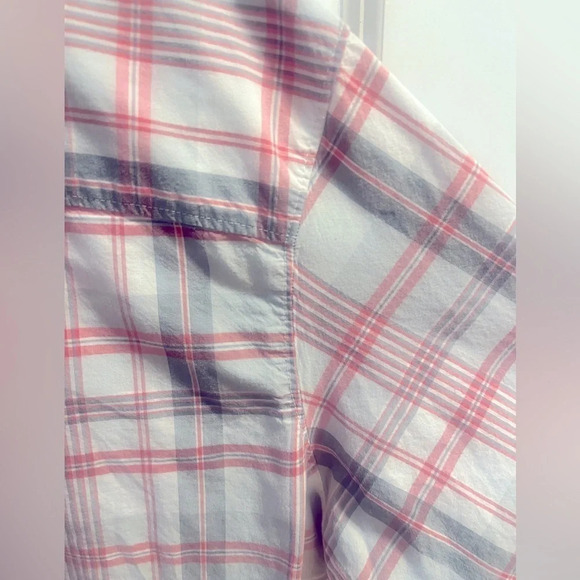 COLUMBIA Sz XL Outdoor Hiking Short Sleeve Pink & Gray Plaid Button Up - Picture 11 of 14